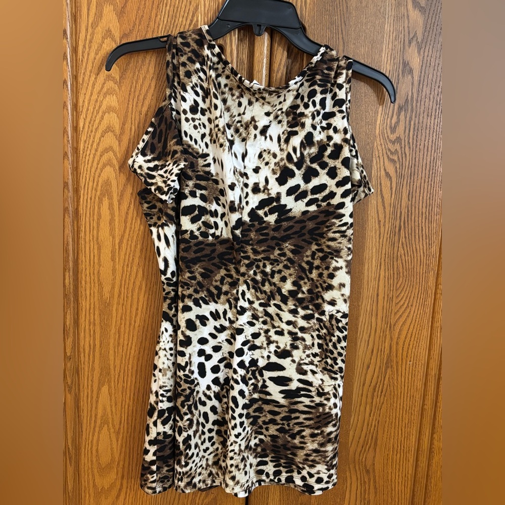 VENUS Leopard Print Cold Shoulder Top with Jewel Accent - Picture 7 of 9